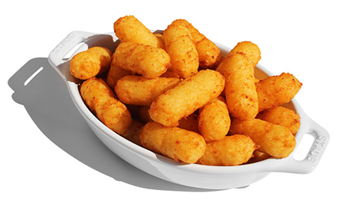 Croquete mandioca com parmesão